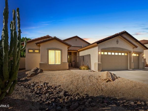 3382 E FANDANGO Drive, Gilbert, AZ 85298