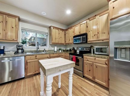 375 Islet Avenue, Kings Beach, CA 96143 Photo