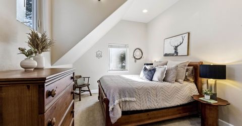 375 Islet Avenue, Kings Beach, CA 96143 Photo