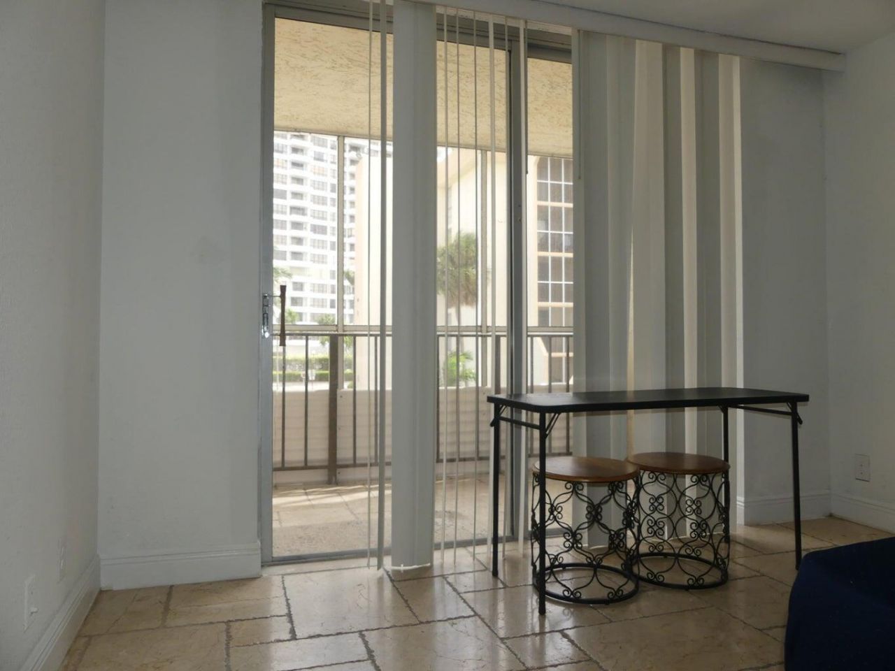 701 Three Islands Boulevard, Unit 206, Hallandale Beach, FL 33009 Photo