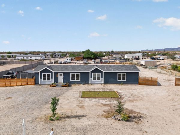 29938 W LATHAM Street, Buckeye, AZ 85396