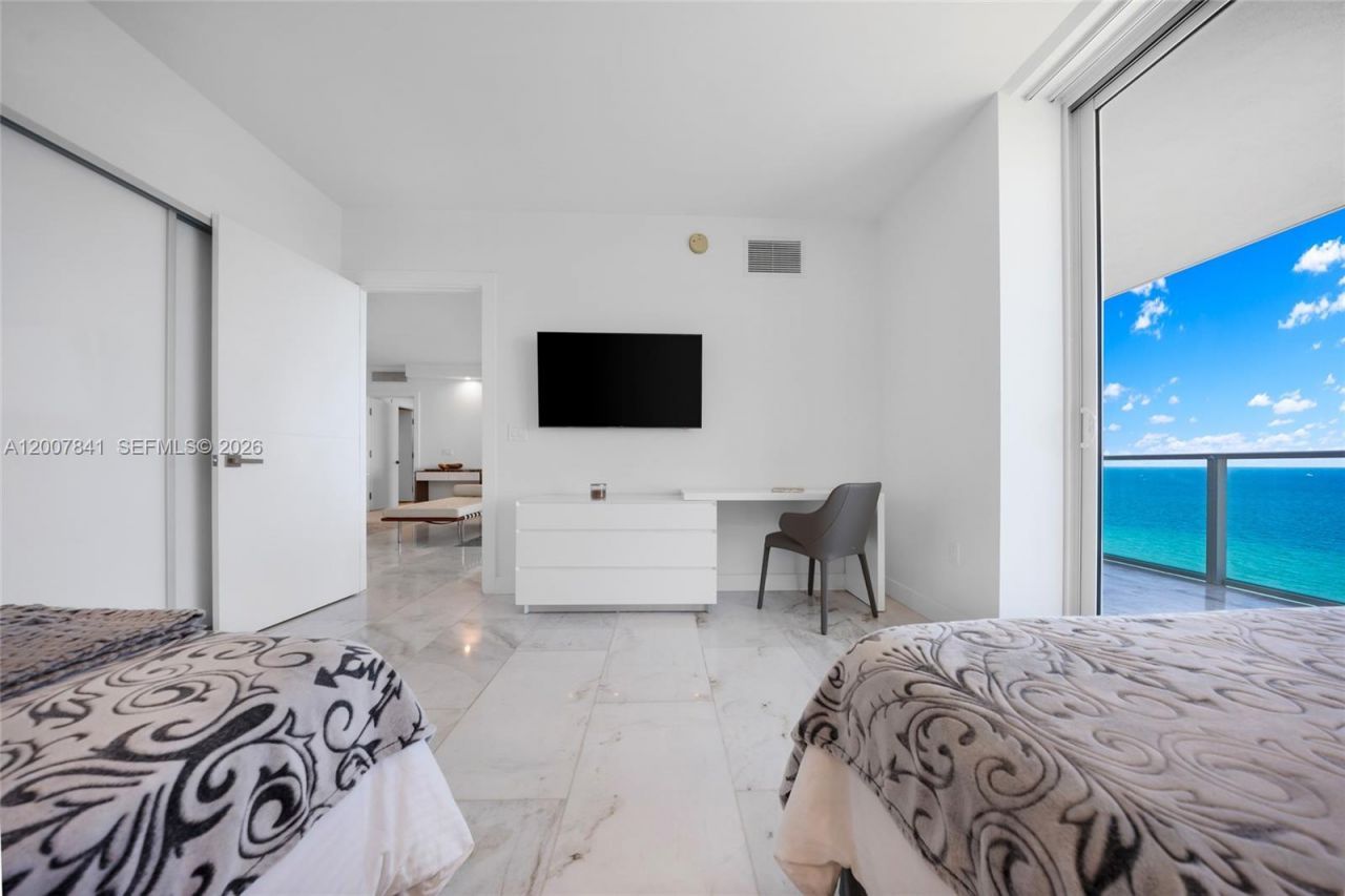 3951 S Ocean Dr , Unit 1202, Hollywood, FL 33019 Photo