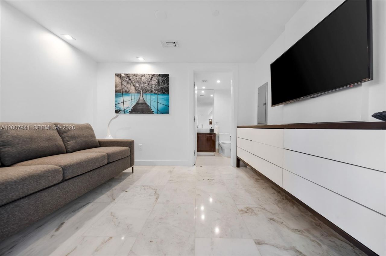3951 S Ocean Dr , Unit 1202, Hollywood, FL 33019 Photo