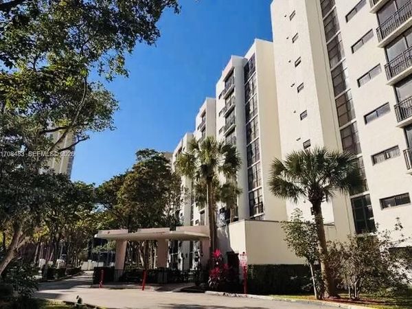 17011 N Bay Road, Unit 104, Sunny Isles Beach, FL 33160