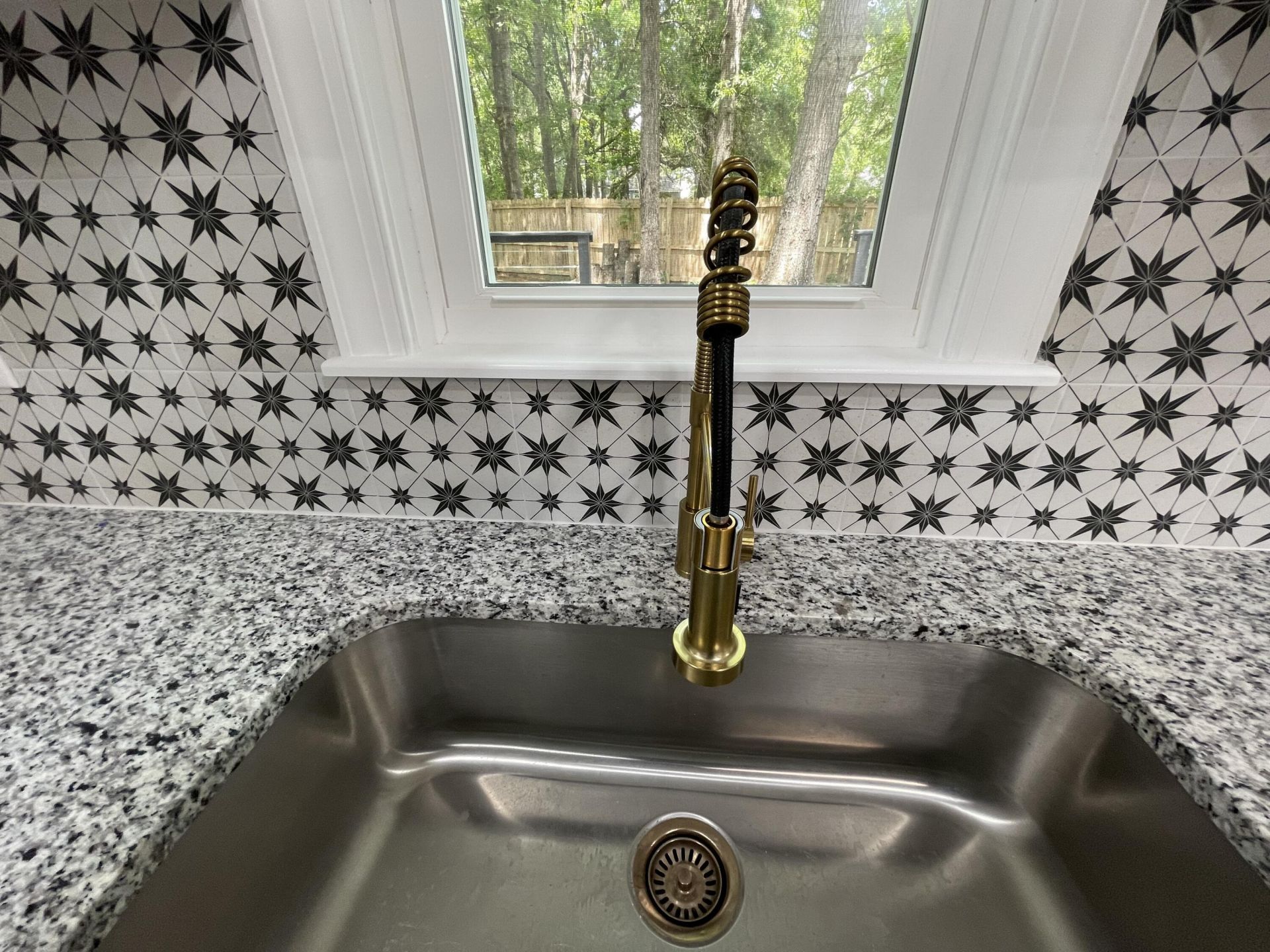 109 Edgewood Lane Photo 23