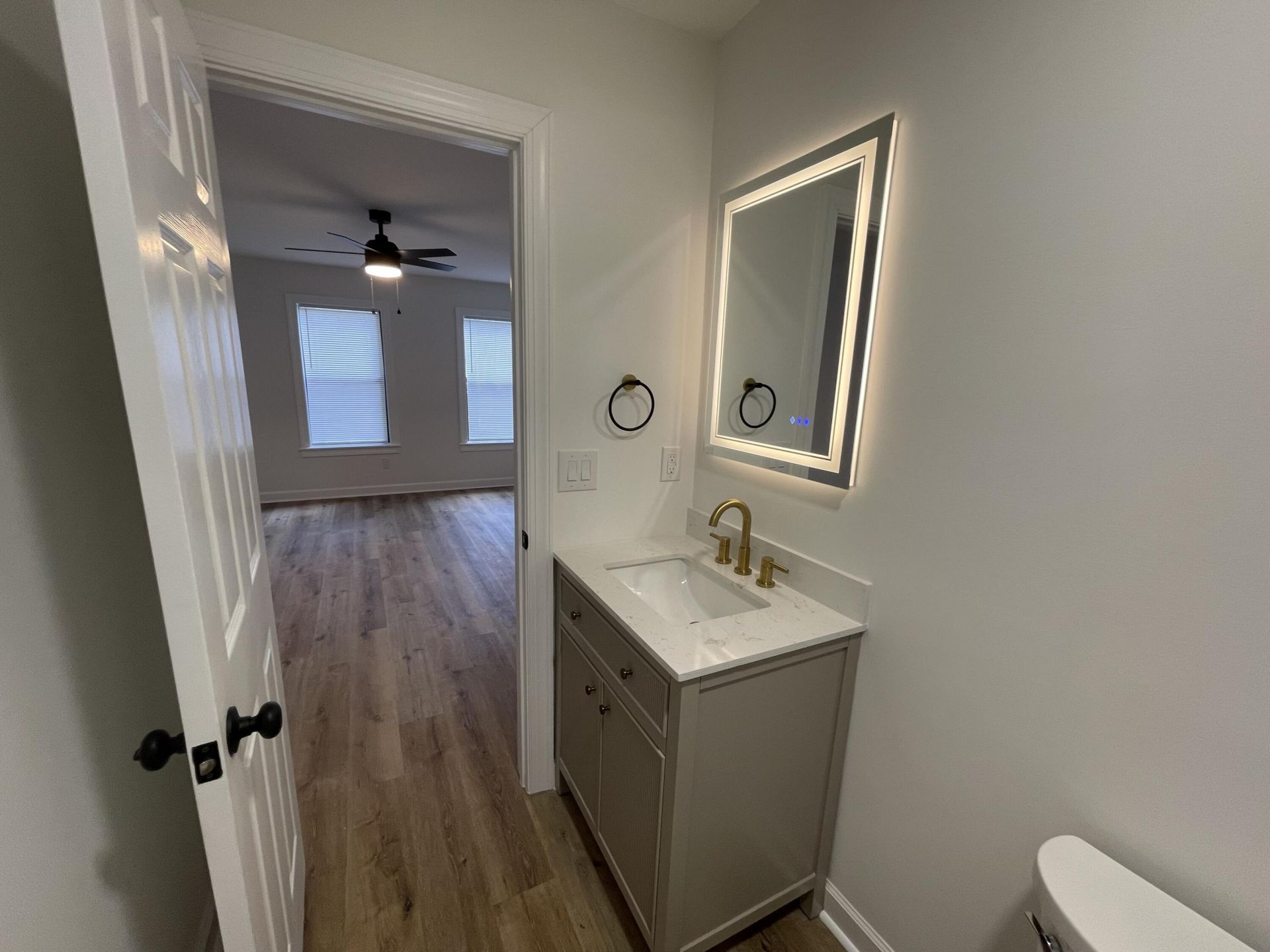 109 Edgewood Lane Photo 32