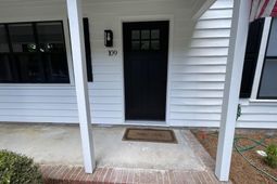 109 Edgewood Lane photo 4