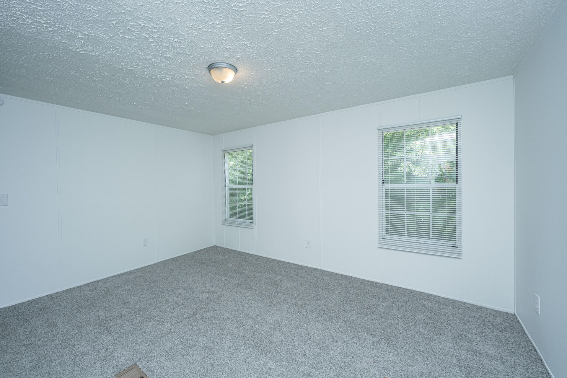 210 Grass Road Photo 17