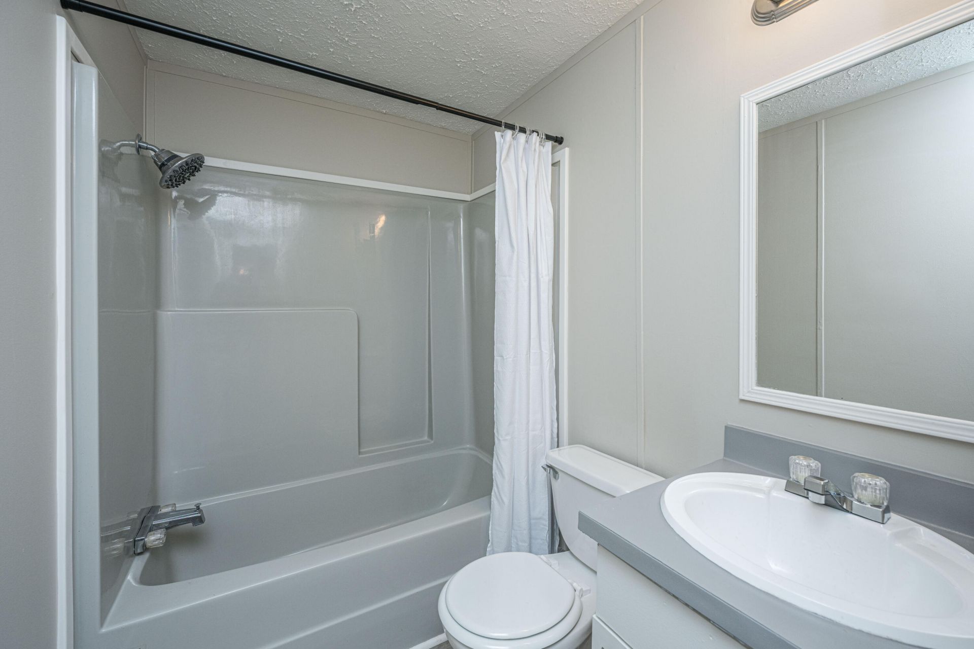 210 Grass Road Photo 31