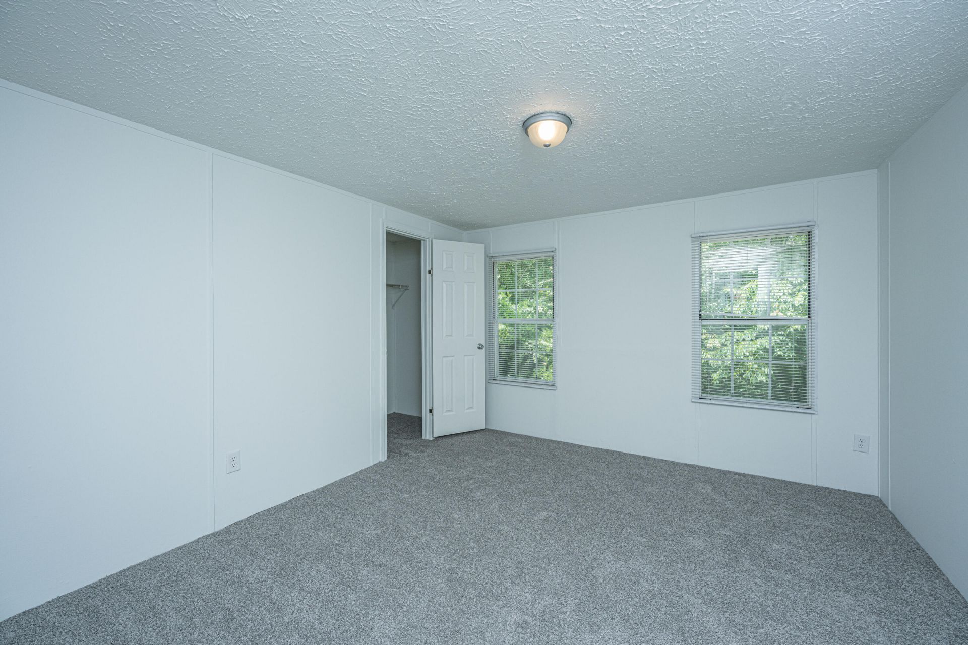 210 Grass Road Photo 32