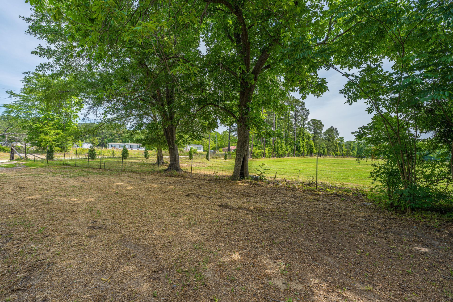 210 Grass Road Photo 33