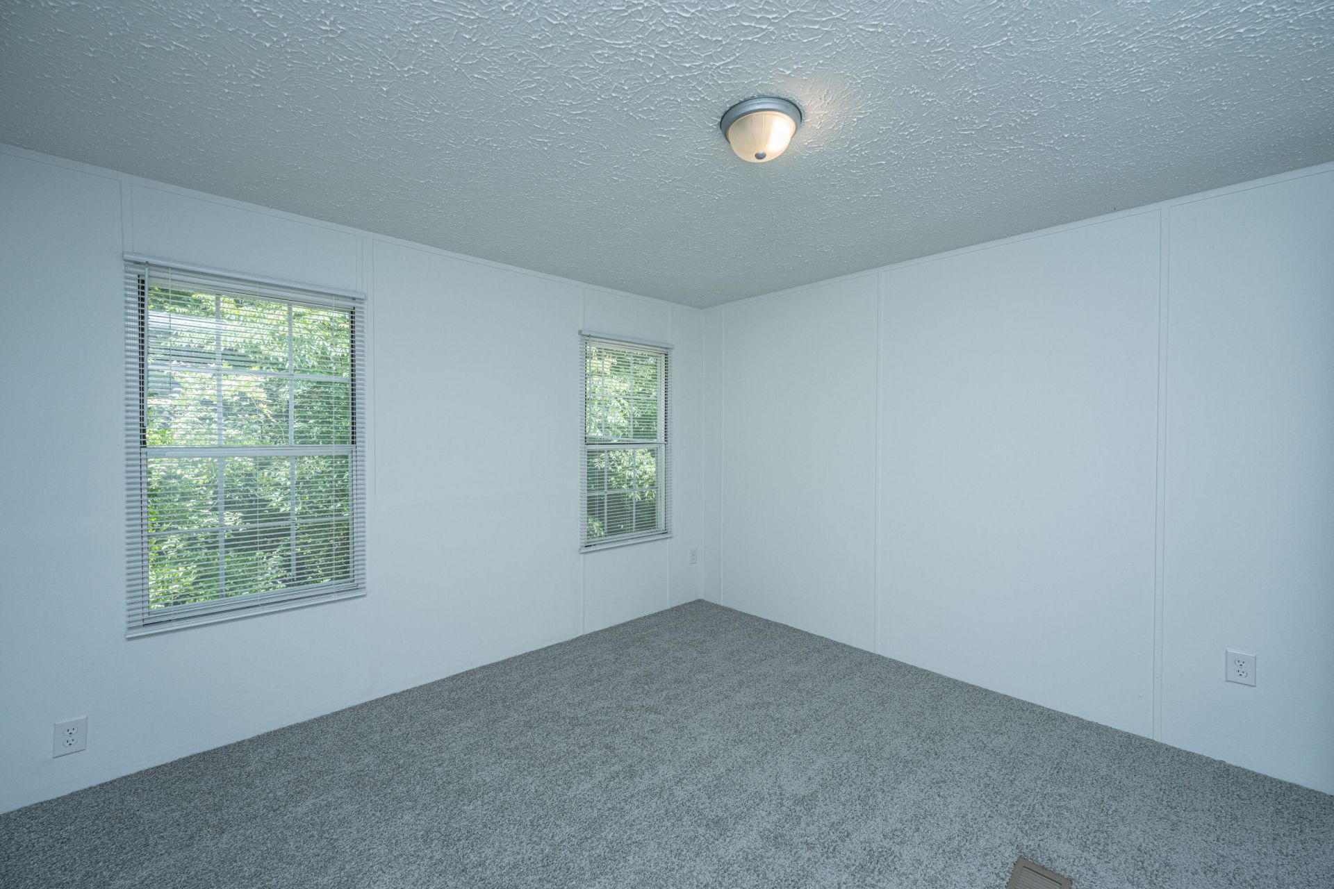 210 Grass Road Photo 33