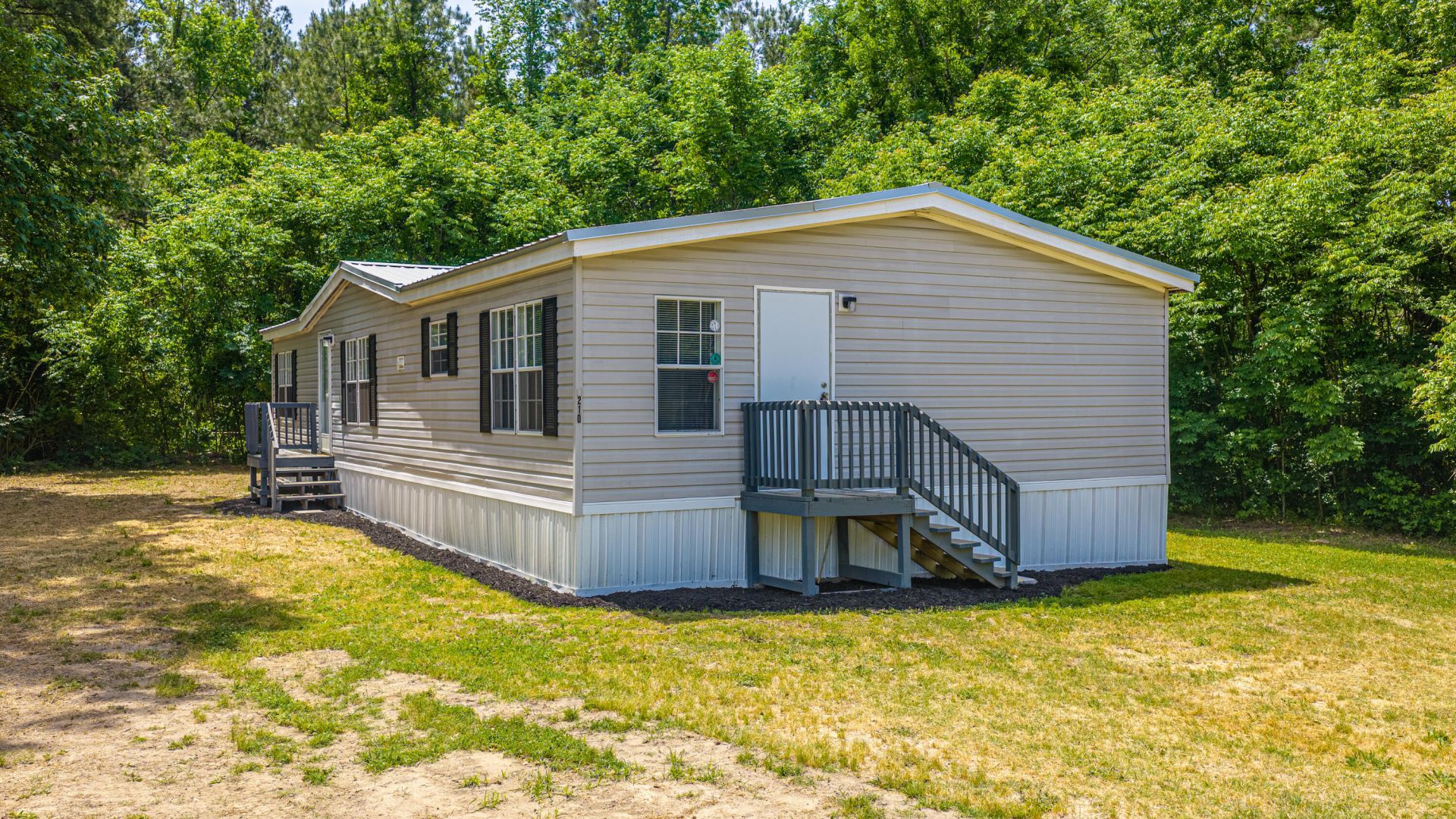 210 Grass Road Photo 36