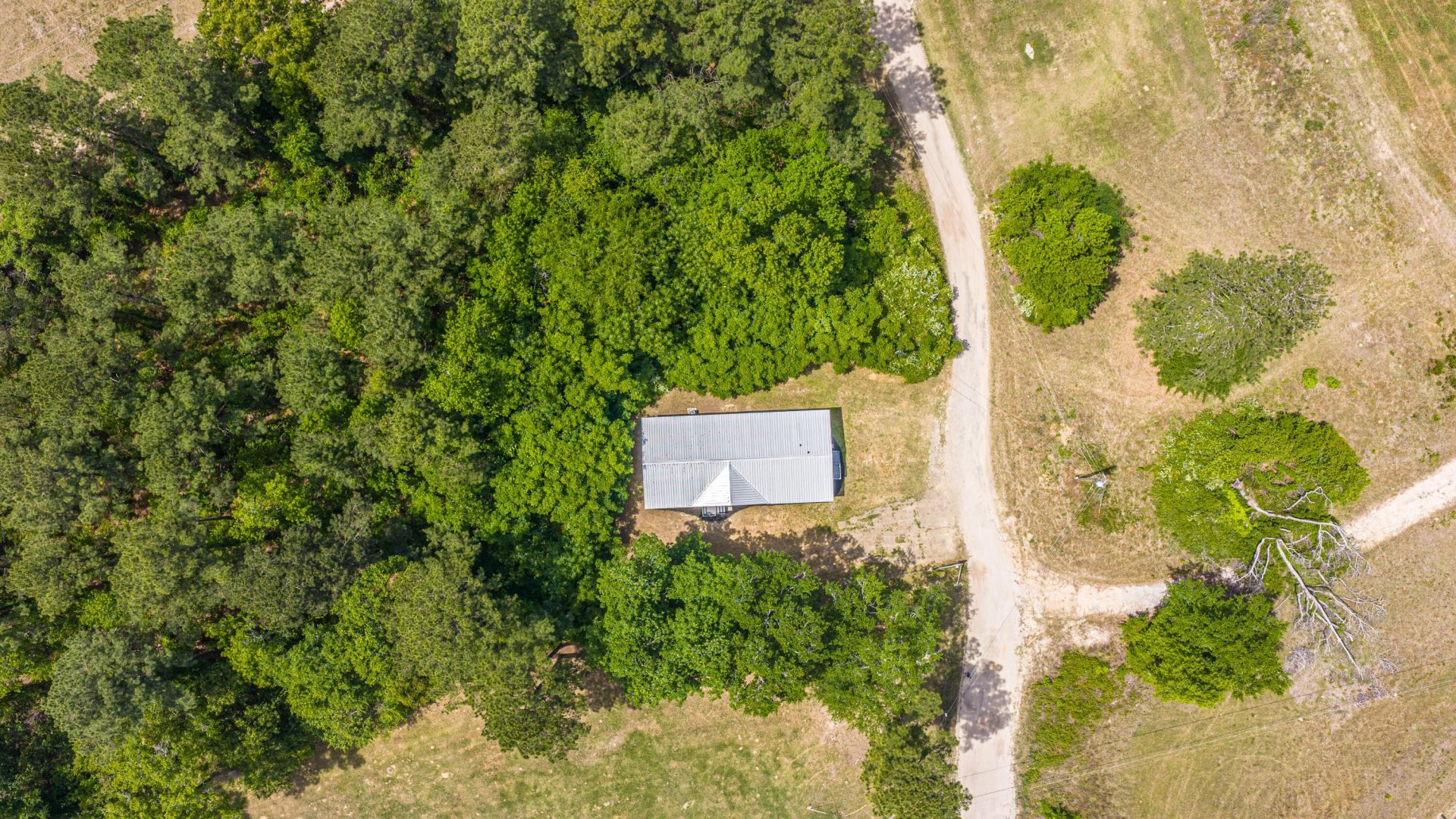 210 Grass Road Photo 44