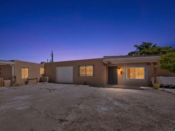 308 Dolores Drive NW, Albuquerque, NM 87105