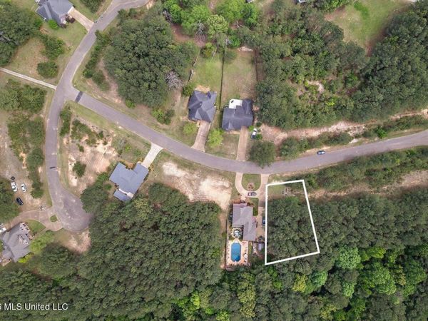 Clubview Drive, Carthage, MS 39051