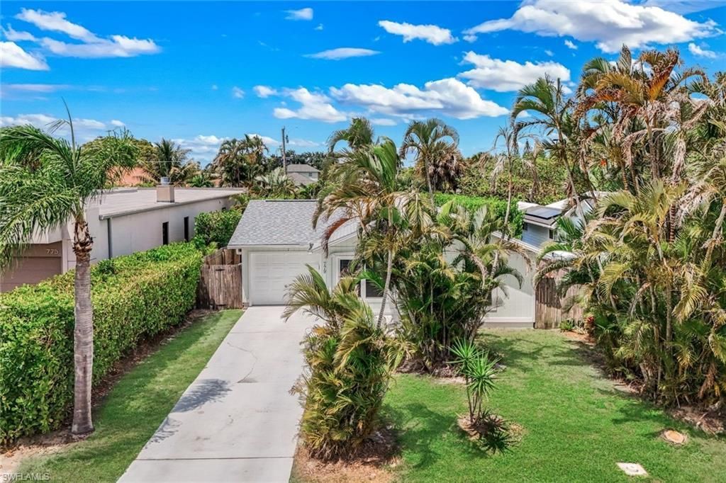 779 98th Ave N, Naples, FL 34108 Photo