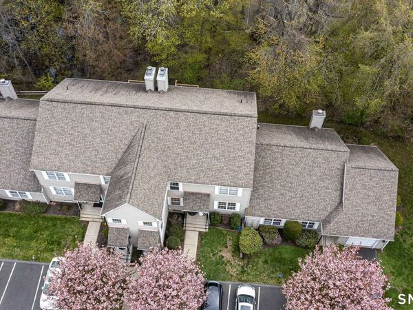 704 Highpoint, Unit 704, Rocky Hill, CT 06067
