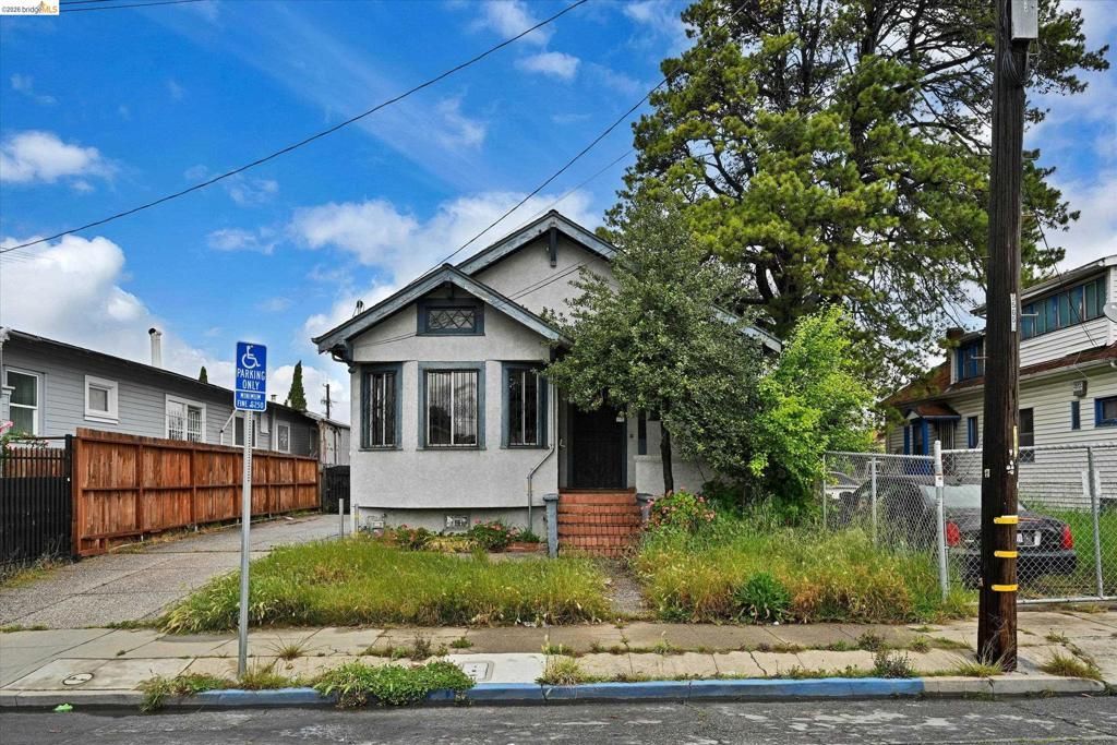 1437 56th Ave, Oakland, CA 94621 Main Photo