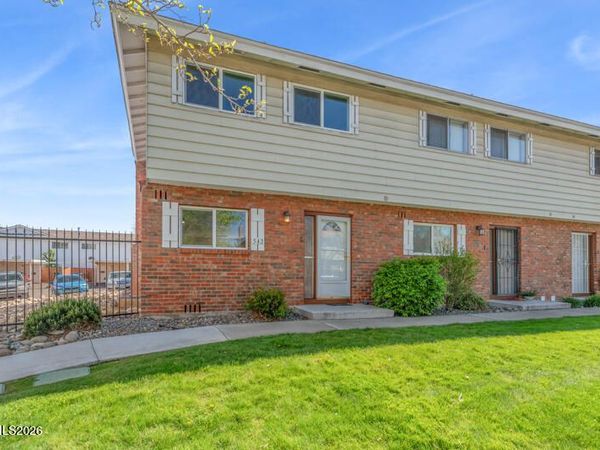 542 Smithridge Park, Reno, NV 89502