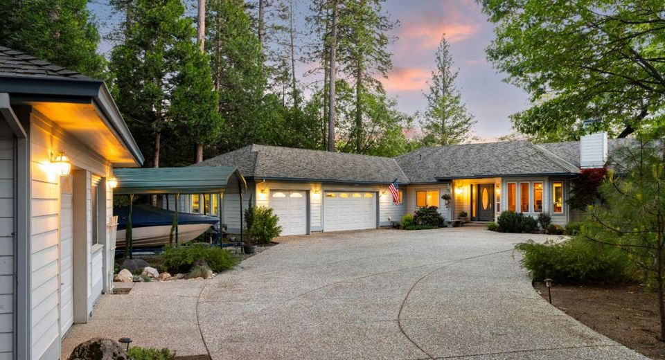 4649 Puerta Del Sol, Camino, CA 95709 Photo