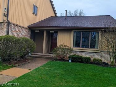 41682 Bedford Drive , CANTON, MI 48187
