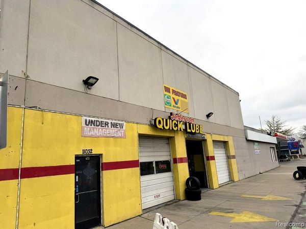 11030 W Jefferson Avenue , River Rouge, MI 48218