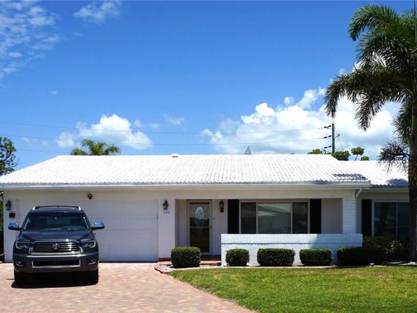 4031 93RD TERRACE N, Unit 5, PINELLAS PARK, FL 33782