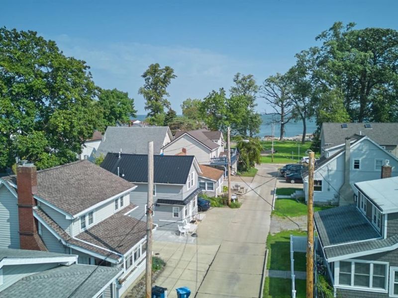 33 Northview Place, Huron, OH 44839 Photo 2