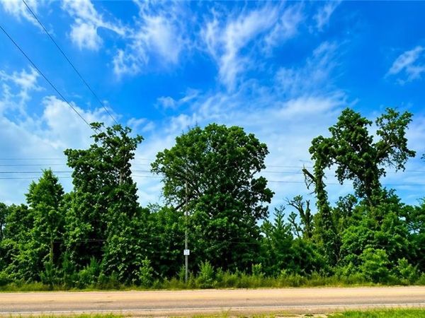 11097 LA-22 Highway, Ponchatoula, LA 70454