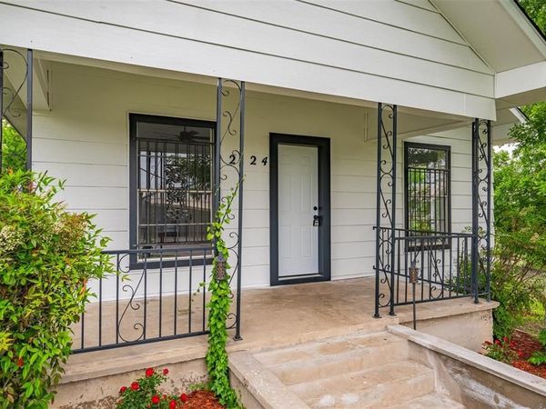 2124 21st Street , Fort Worth, TX 76164