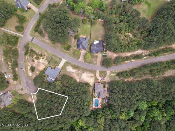 Eagle Cove, Carthage, MS 39051