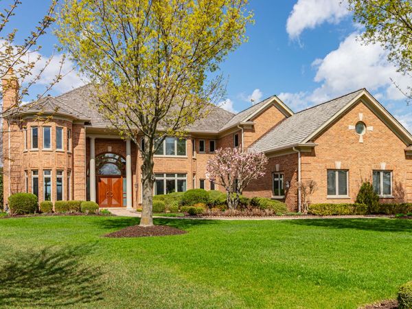 1611 Burr Oak Drive , Libertyville, IL 60048