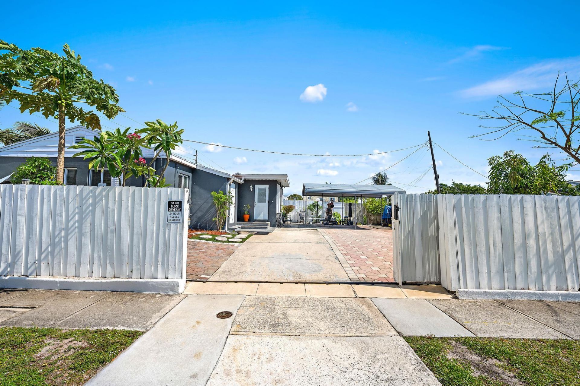 5320 Parker Avenue, West Palm Beach, FL 33405 Photo