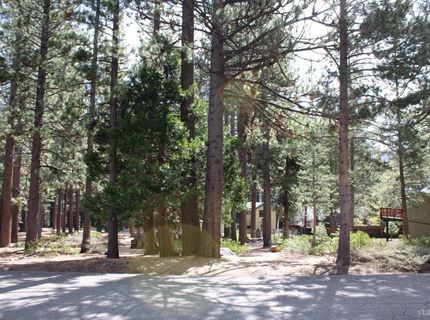 1989 Kickapoo Street, South Lake Tahoe, CA 96150 Photo