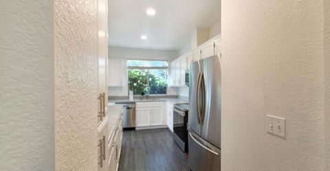 3027 Carousel Cir, Stockton, CA 95219 Photo