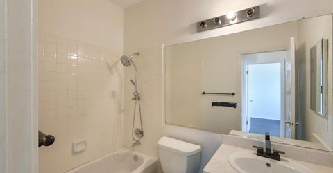 3027 Carousel Cir, Stockton, CA 95219 Photo