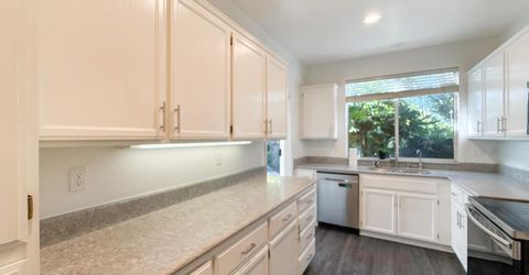 3027 Carousel Cir, Stockton, CA 95219 Photo