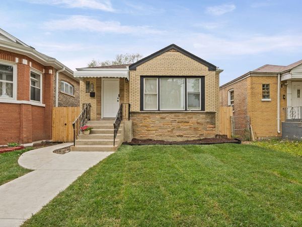 7704 S Honore Street , Chicago, IL 60620
