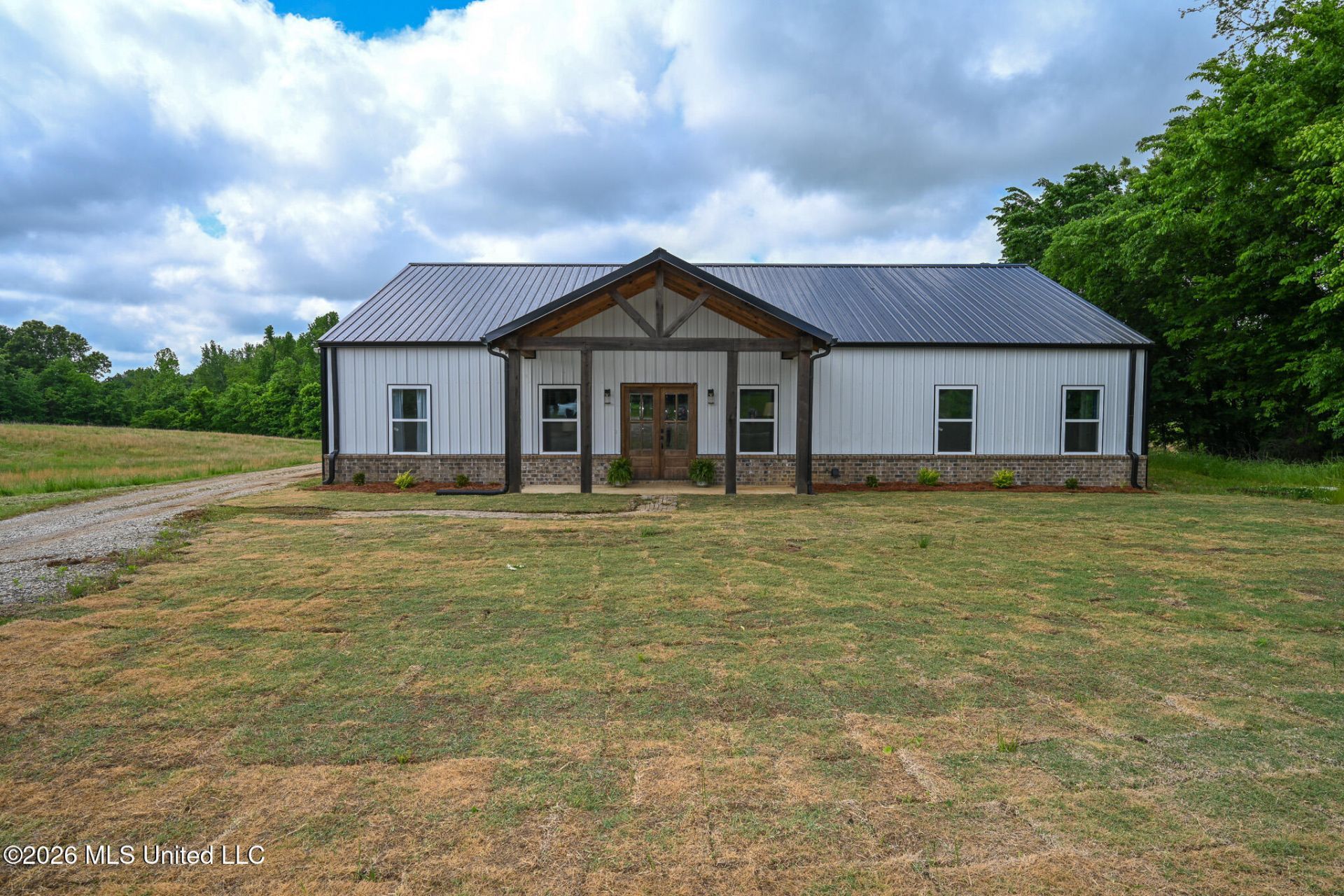 6939 Ms-301, Lake Cormorant, MS 38641 Main Photo