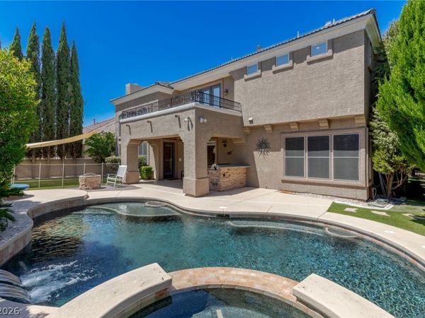 300 Kingsclear Court , Las Vegas, NV 89145