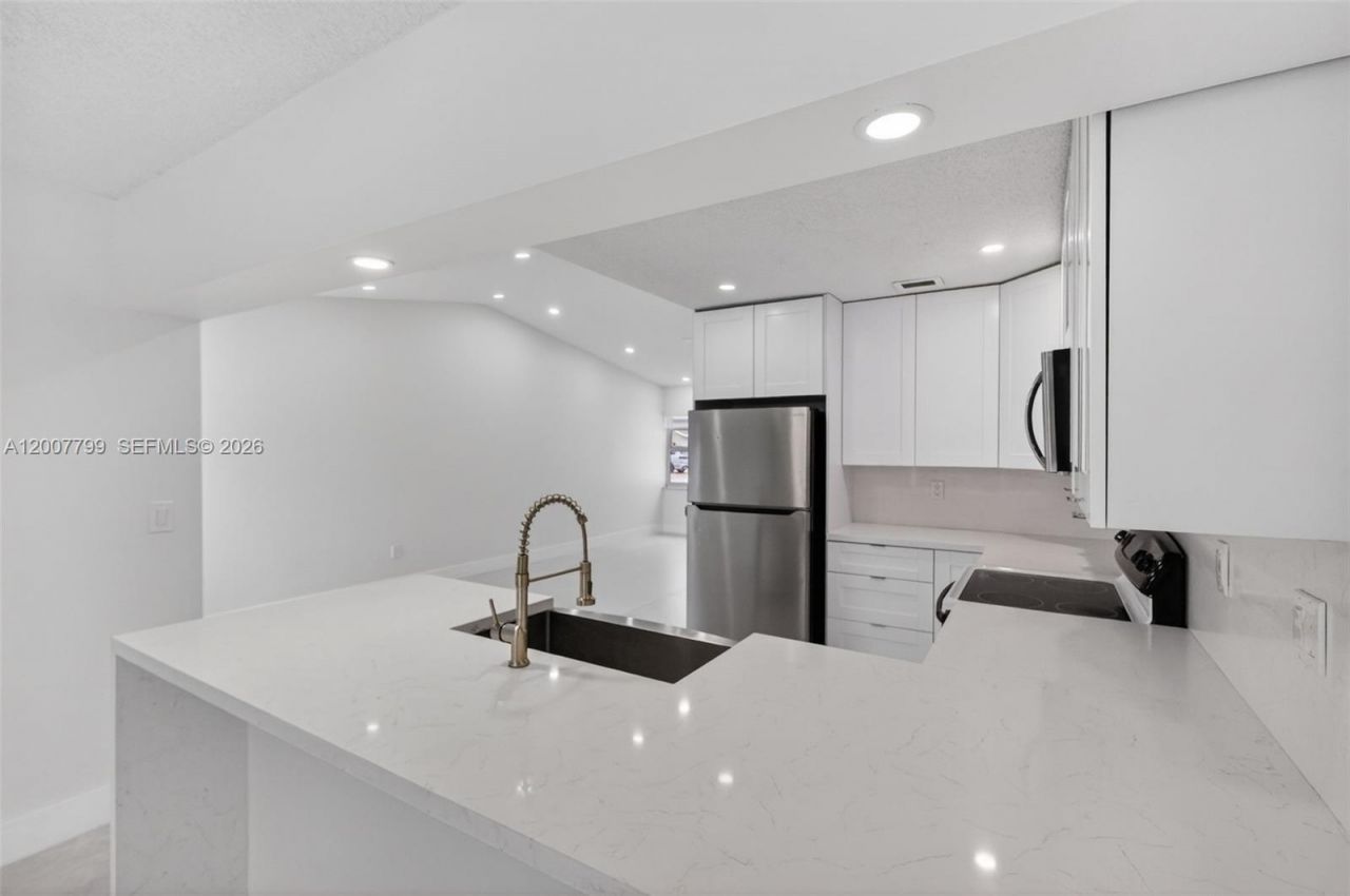 4530 SW 143 Pl. , Miami, FL 33175 Photo