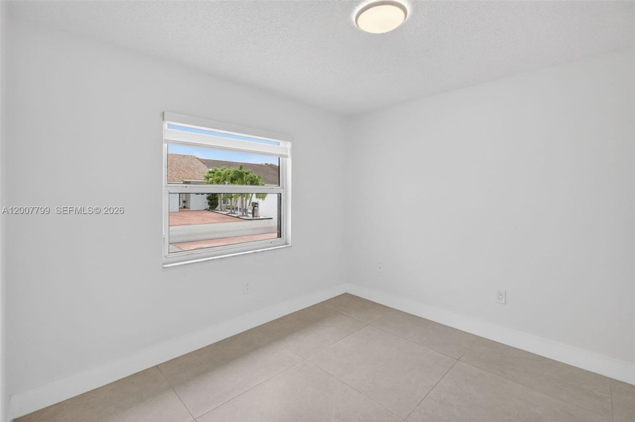 4530 SW 143 Pl. , Miami, FL 33175 Photo