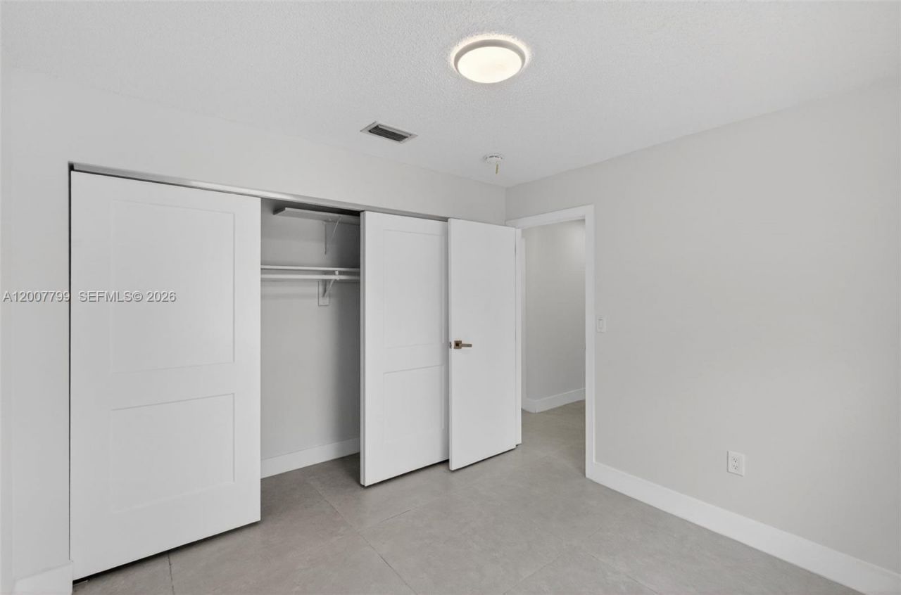 4530 SW 143 Pl. , Miami, FL 33175 Photo