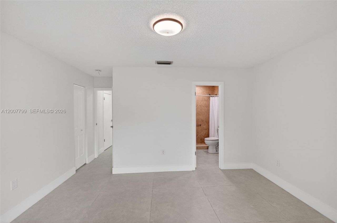 4530 SW 143 Pl. , Miami, FL 33175 Photo