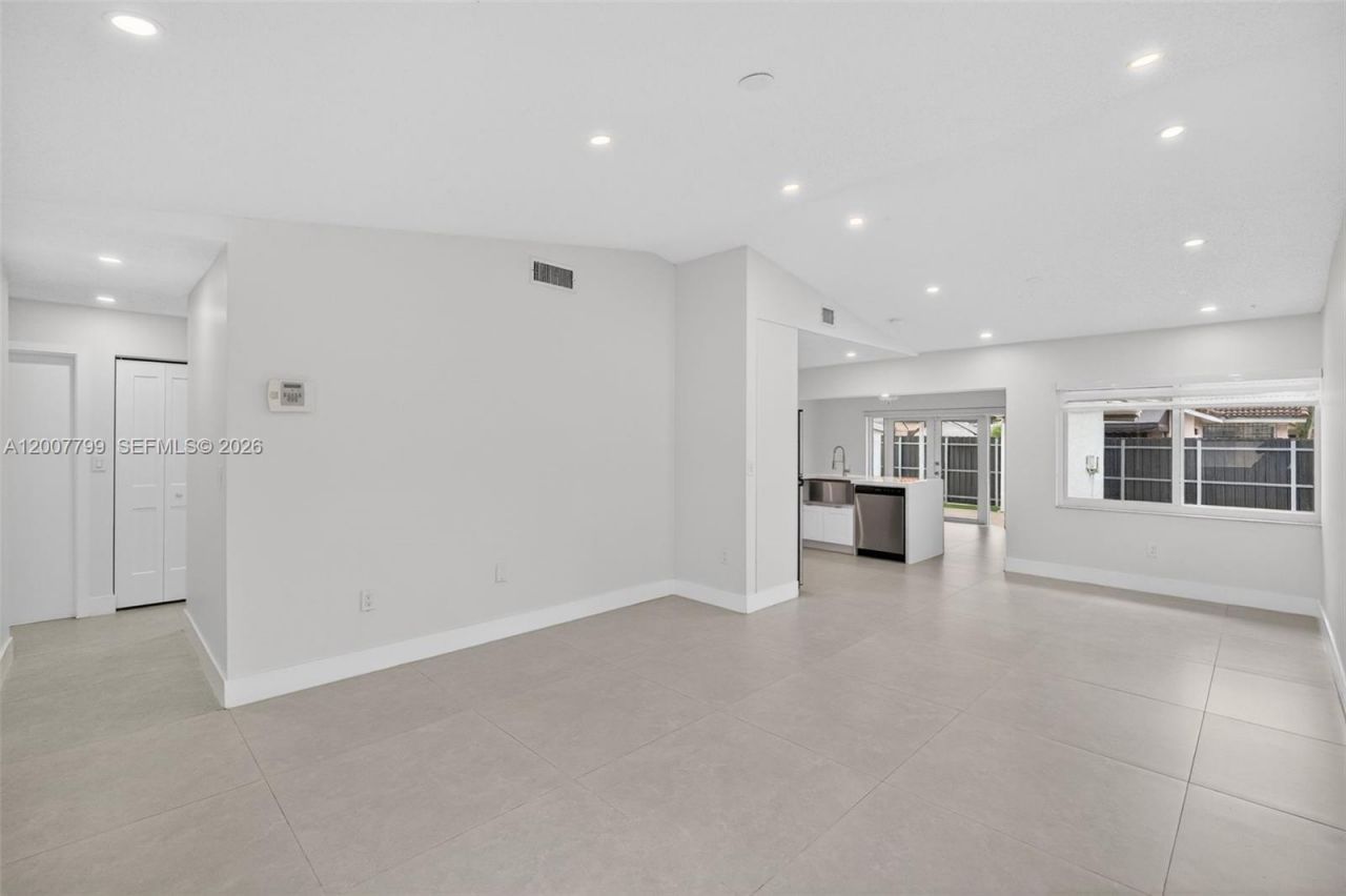 4530 SW 143 Pl. , Miami, FL 33175 Photo