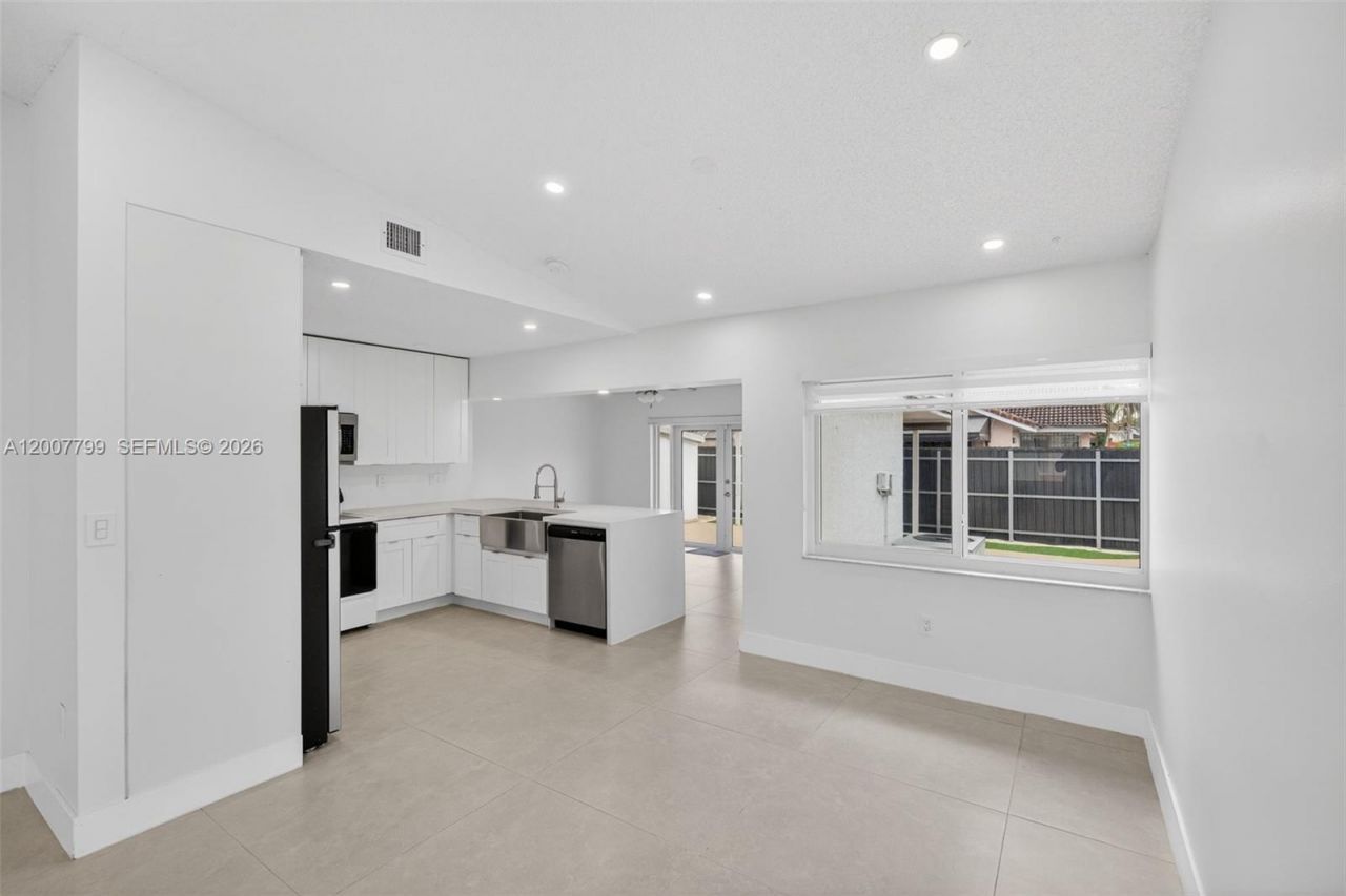 4530 SW 143 Pl. , Miami, FL 33175 Photo