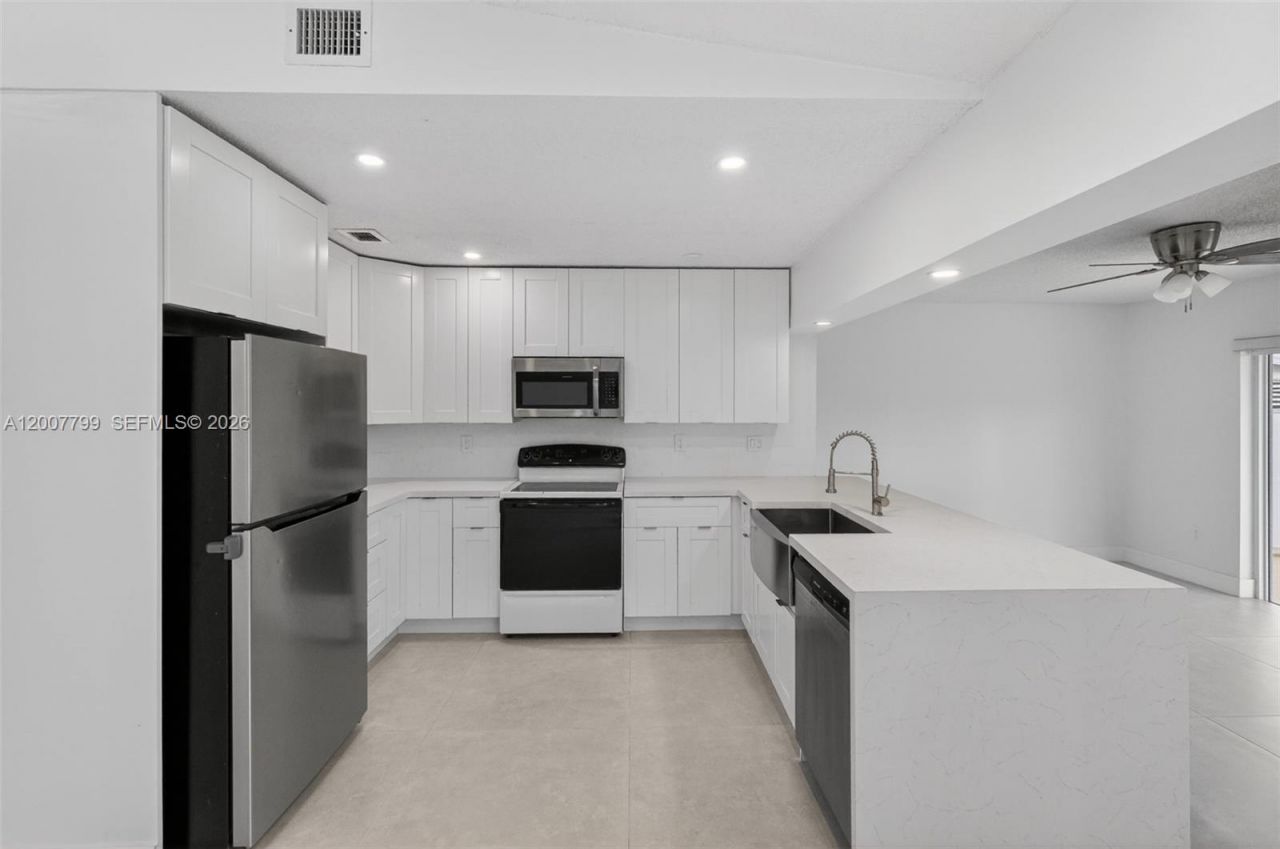 4530 SW 143 Pl. , Miami, FL 33175 Photo