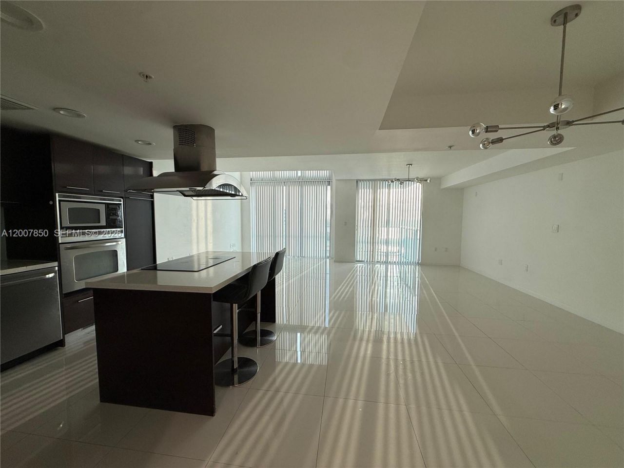 7930 East Dr , Unit 1607, North Bay Village, FL 33141 Photo