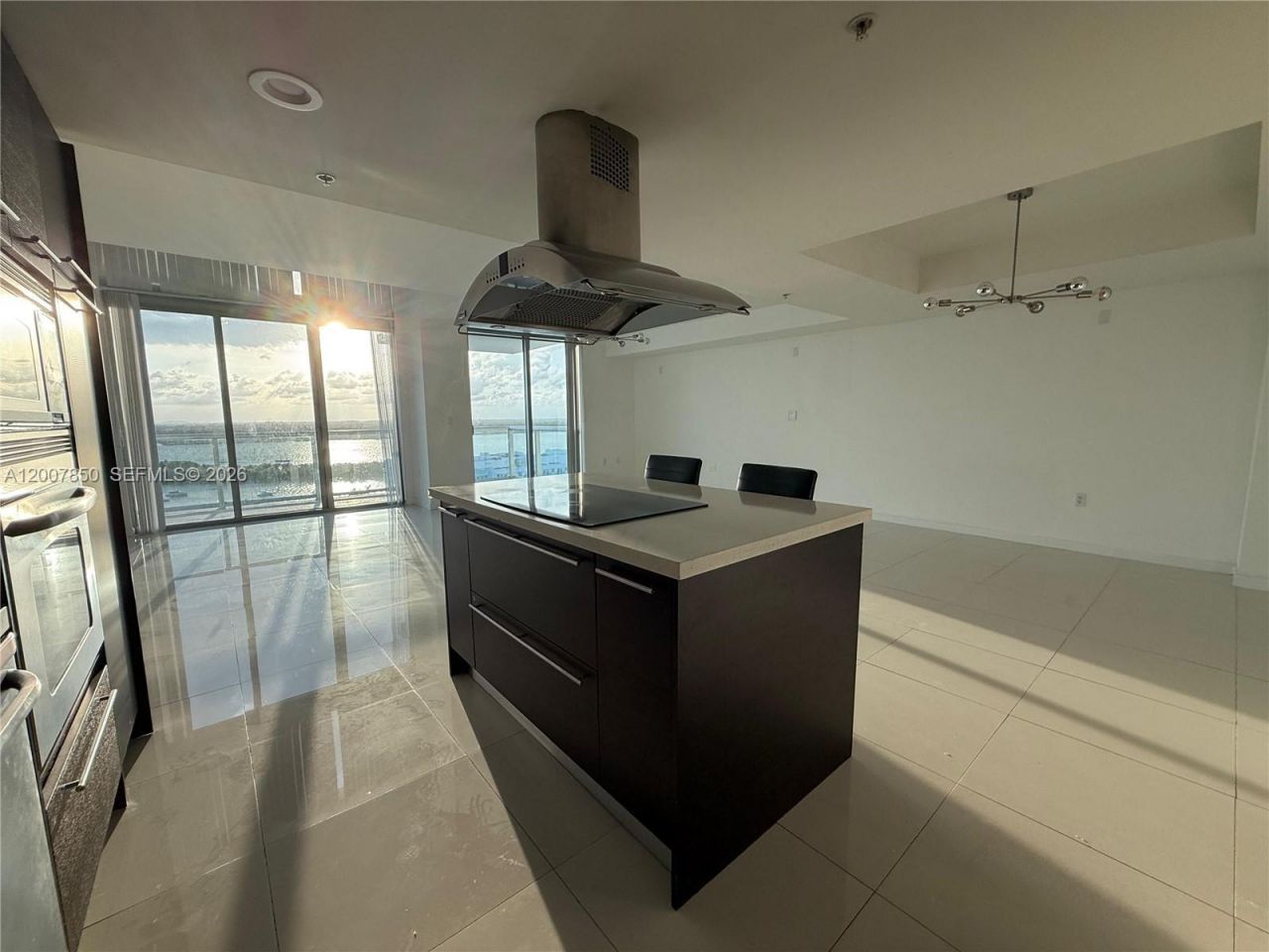 7930 East Dr , Unit 1607, North Bay Village, FL 33141 Photo